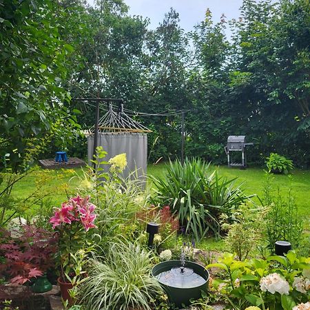 Apartament - 3 Pokojowe Dwupoziomowe Mieszkanie Z Ogrodem Крокова Екстериор снимка